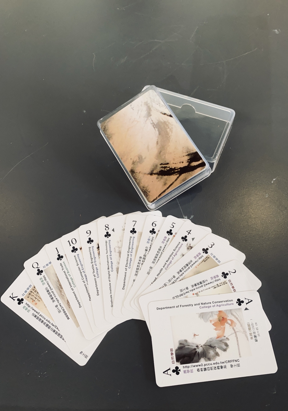 歐豪年畫作撲克牌