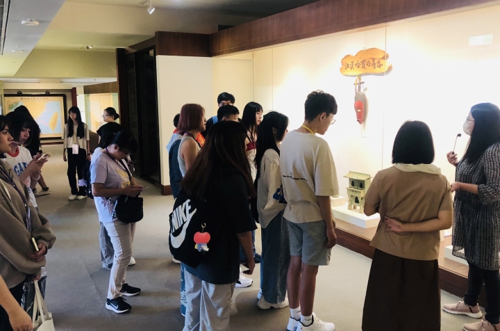 姜太公世界道家論壇興會者一行參觀華岡博物館