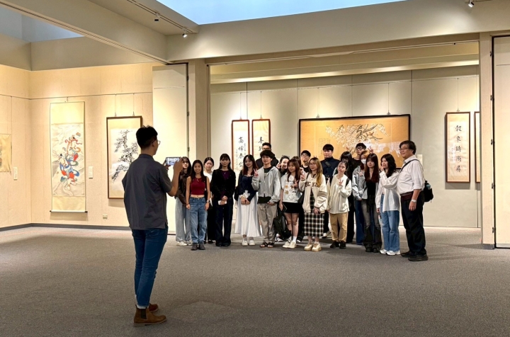 吳大維老師帶領銘傳大學國際生45人參觀華岡博物館